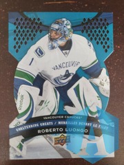 2009-10 UD McDonald's Die-Cut Goaltending Greats Roberto Luongo #GG2